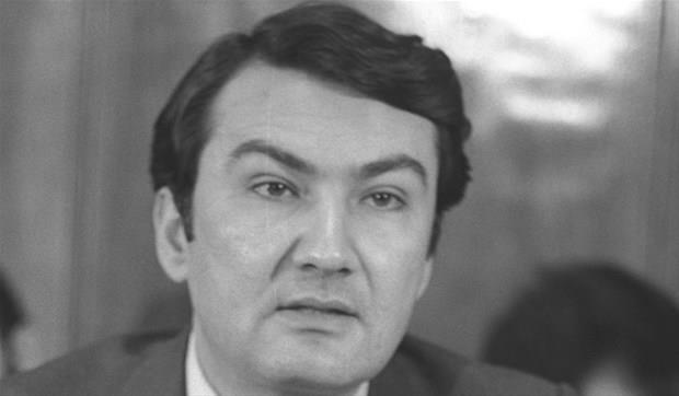 Deniz Baykal    1974