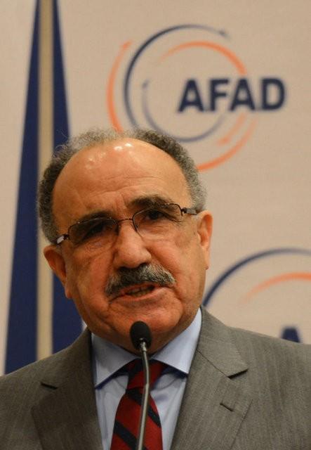 Beir Atalay<br>    Babakan Yardmcs, ileri Bakan, Devlet Bakan