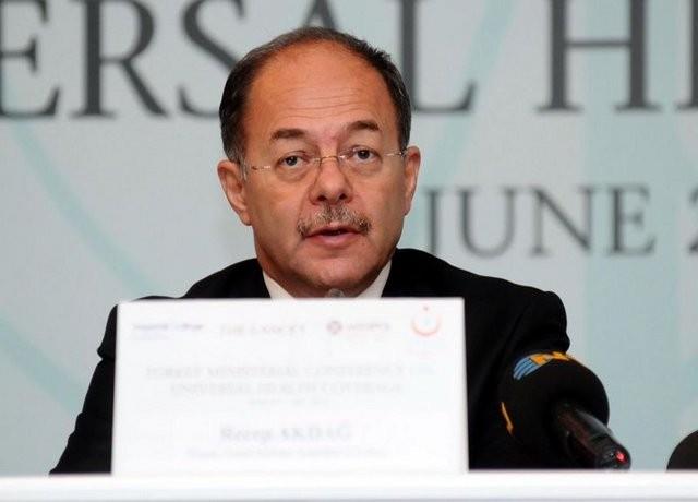 Recep Akda    <br>Salk Bakan