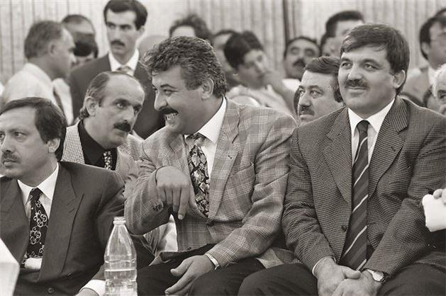 19 Temmuz 1997 - Refah Partisi'nin (RP) 14. Kurulu yldnm dolaysyla Ankara'da tren dzenlendi.