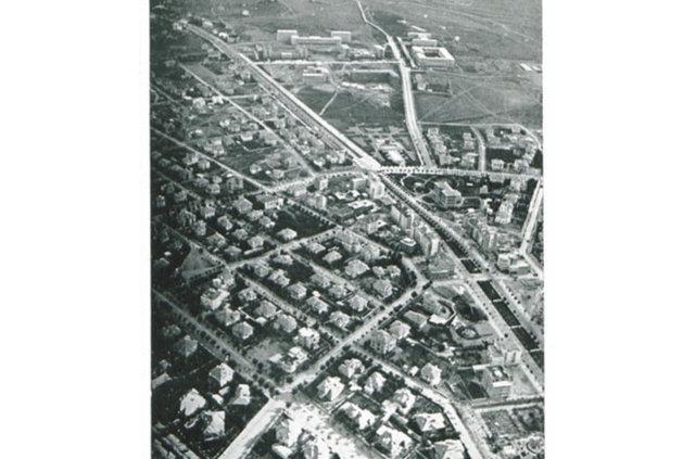 1957 ylndan sonra inaata tekrar hz verildi ve bina Ocak 1961'de kullanlmaya baland.