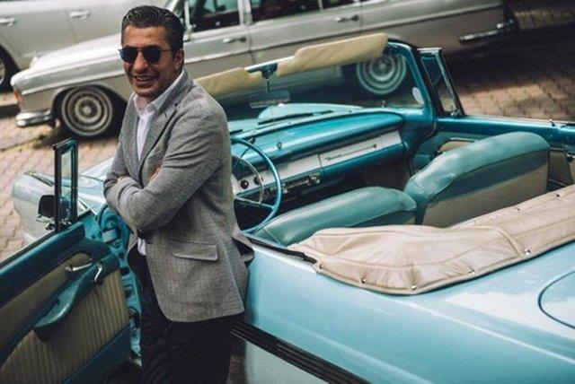 &#8216;Parampara&#8217; dizisinin yldz Erkan Petekkaya, oyunculuktaki baarsn ticarette de srdryor.