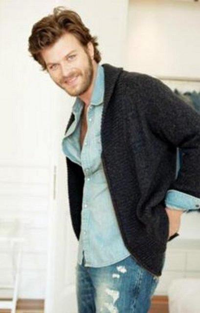 Tatltu nce Gcek&#8217;ten 700 bin TL deerinde bir villa satn ald. Daha sonra stanbul Gmsuyu&#8217;nda deniz manzaral bir ev satn alan Tatltu, 1 milyon 300 bin TL deerinde lks bir villa sahibi olmutu.