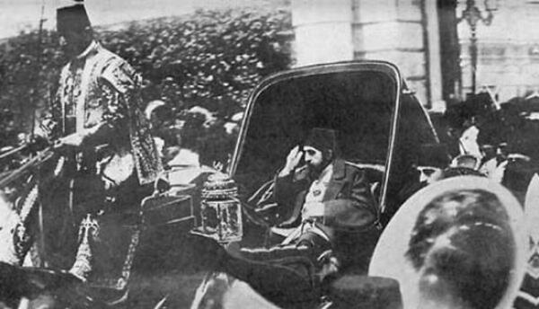 Abdlhamid Siyonistlerin bu talebiyle ilgili olarak, "Ben bir kar dahi olsa toprak satmam. Zira bu devlet bana deil milletime aittir" demiti.