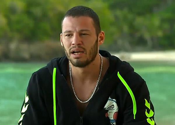 Atakan Arslan, "Acun Abi'nin daha nce bahsettii gibi dokunulmazl kaybeden takm gl yarmaclar da olsa elenebiliyor. ok ey paylatk burada. Ben mi duygusallatm burada kaldka bilemiyorum, ama gzlerim doldu. Yattara gittikten sonra aladm. Gzyalarm tutamadm" dedi.