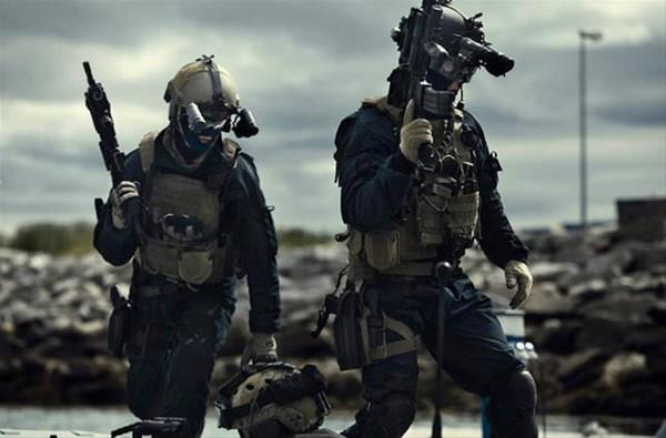 Dnyann en korkutucu birliklerinden biri ABD'nin Blackwater birlii    Ancak bilinen zel gvenlik irketlerinden farkl olarak, askeri eitimli personel ve askeri donanm kullanyor.