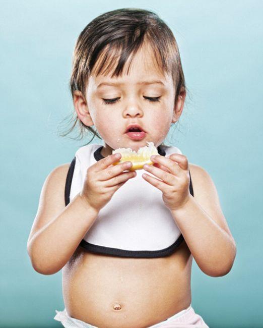 te hayatlarnda ilk defa limonla tanan afacanlarn yz halleri...