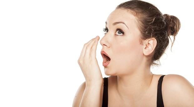 Oruluyken di fralanr m, gargara yaplabilir mi? Bu dnemde az kokusu nasl giderilir? Di Hekimi Pertev Kkdemir Ramazan&#8217;da di sal hakknda bilmemiz gerekenleri ve az kokusu ile nasl baa kabileceimizi aktard.