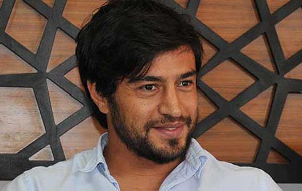 Geen ubat aynda brahim Toraman, ei Eylem Yldz'n at boanma davasyla kamuoyunda bilinirliini artrmaya altn ne srm ve twitter'dan  "Hakkmda kan haberler boanma grmeleri devam ederken ilgili ahsn kamuoyunda bilinirliini arttrmak. Ve bitmek bilmeyen maddi taleplerine ulama abalarndan baka bir ama tamamaktadr. Gerekli cevaplar hukuki srete vereceimi kamuoyuna bildiririm" aklamasn yapmt.