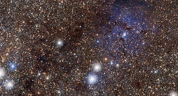 imdiye kadar iki yldzl sistemlerde bulunan gezegenler, ok daha kkt ve yaama elverili blgenin dndayd.