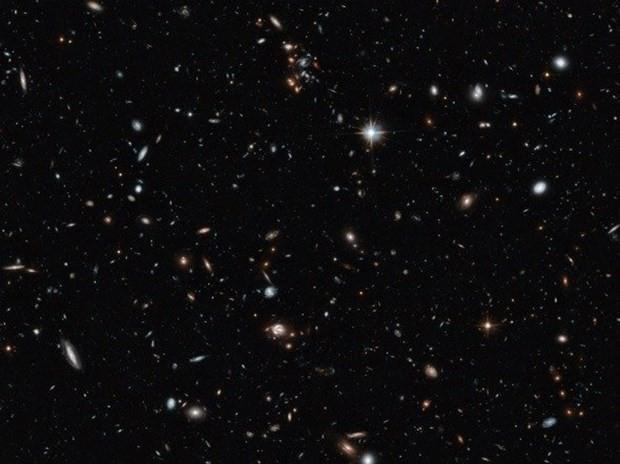 Dnya'dan 3 bin 700 k yl uzakta, iki yldzn yrngesinde dnen gezegene Kepler 1647-b ad verildi.