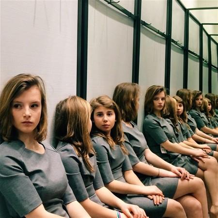 Fotoraf Tiziana Vergari ektii tek bir kareyle gzlerimizi yanltmay baaranlardan. Peki sizce bu fotorafta ka kii var?