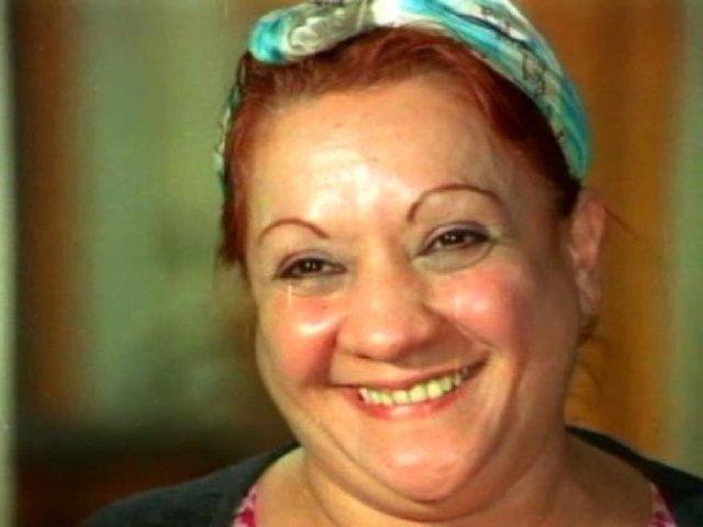 Bir de &#8220;Gece Yars Tiyatrosu&#8221; yapld, o paralar ve dnemin gazetelerinin balatt kampanyalarla denkletirildi.