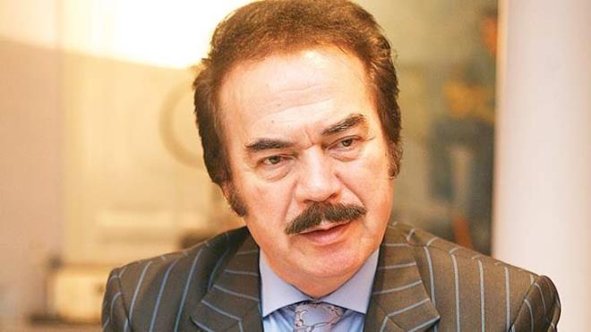 Orhan Gencebay ile tanmak iin Samsun'dan stanbul'a kendi otomobiliyle 736 km yol giden Mslm Kekllolu, Orhan Baba'nn tm Samsunlu hemehrilerine selam gnderdiini ve en ksa zamanda Samsun'a geleceini sylediini szlerine ekledi.