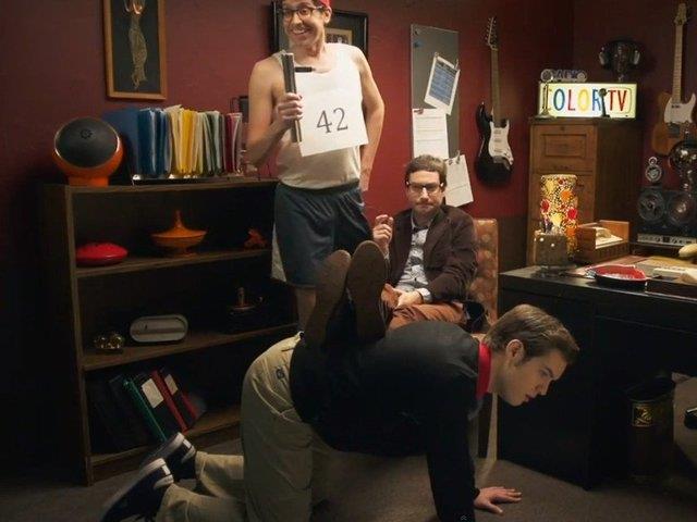 The Fine Brothers<br>  KAZANCI: 8.5 Milyon Dolar<br>    Online prodktr, yazar ve ynetmen olan iki kafadar Youtube kanal zerinden yaptklar yayn sayesinde 2015 ylnda milyon dolarlar kazand.