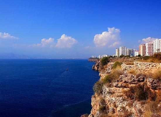 Havayolu irketlerinin yurtdndaki noktalara olan bilet fiyatlar imdiden e katlanm durumda.