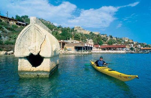 Dubai ve Uzakdou'da havalarn ok iyi olduu bir zamana denk geliyor.