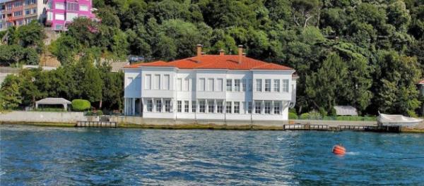 Fethi Ahmet Paa Yals / Kuzguncuk