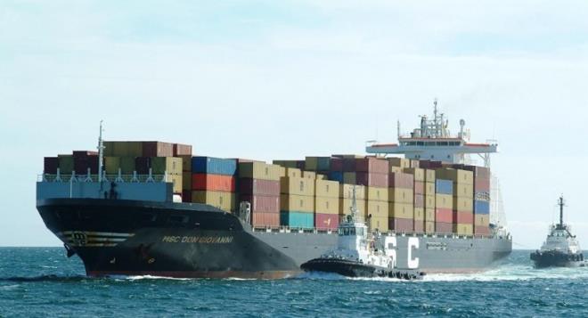 AB ile ticaret  <br>  Merkezi Londra'da bulunan aratrma irketi Global Counsel'n raporuna gre, ngiltere Avrupa ekonomisinin altda birlik ksmn oluturuyor. AB'nin toplam ihracatnn onda biri ise ngiltere'ye gidiyor. ngiltere'nin Birlik'ten ayrlmasnn farkl gmrk cretleri nedeniyle sadece ngiliz ekonomisini deil ayn zamanda mal ve rn ihra eden AB lkelerini de etkilemesi bekleniyor.