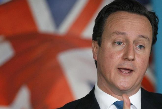 ngiltere Babakan David Cameron  yl nce referandum sz vererek at Pandora'nn kutusunu 23 Haziran&#8217;da kapatabilmeyi umuyor. Cameron, liderliini yrtt AB kampanyasnda belki de bu zamana kadarki en net uyary yaparak, ayrlmann "ekonominin altna bomba koymak gibi olacan" dile getirmiti.