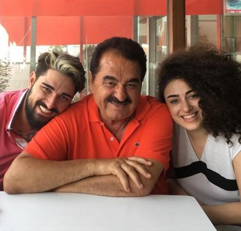 brahim Tatlses<br>  Babalar gnnde ocuklarm beni yalnz brakmadlar... Ahmed, Glden, Glen, Melek, Elif yanmda olamadlar ama telefonla kutladlar...Btn babalar ocuklaryla byle muhabbet iinde olsun inAllah...