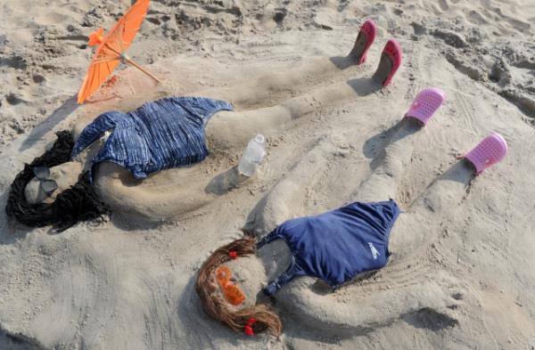 Her yl olduu gibi bu ylda kumdan heykel yarmasna ilgi bykt.