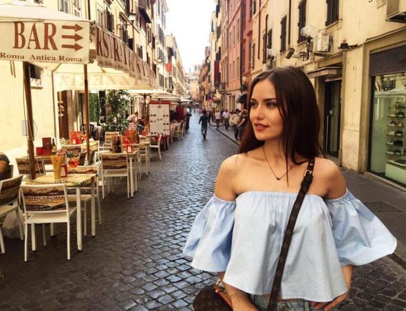 FAHRYE EVCEN    Roma