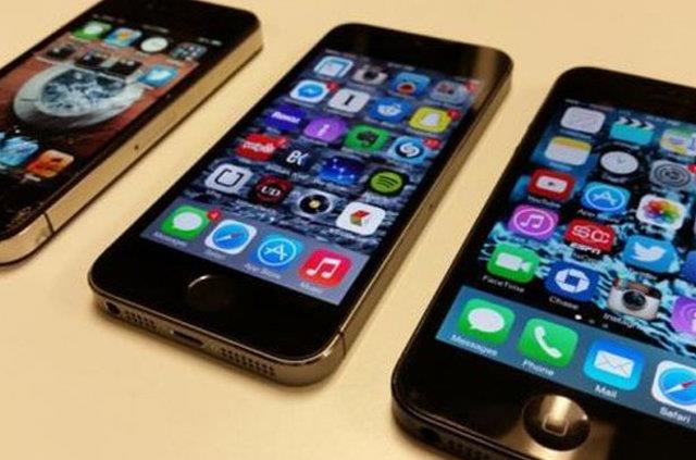 iPhone 6S, 12MP'lik arka ve 5MP'lik n kamerayla geliyor. Nowhereelse.fr'nin paylat iPhone 7 grntleri, yeni telefonun kamera lensinin daha byk olabileceinin ipucunu veriyor. Benzer ekilde HDBlog.it'in paylat grntler de byk bir sensre iaret ediyor.