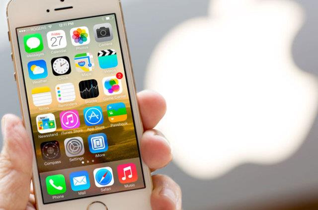 Ancak yeni grntler iPhone 7 Plus&#8217;n kamera noktasnda daha ayrt edici bir detayla geleceini gsteriyor. Sz konusu grntlere gre iPhone 7 Plus&#8217;ta ift kamera zellii yer alacak.