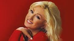 MUAZZEZ ERSOY  <p>&#8220;Unutamadm bayram ans denilince aklma, bayramda kurulan sofralarmz geliyor. Annemin yemekleri, babamn gelen misafirlerle yapt sohbetler ok gzel olurdu...