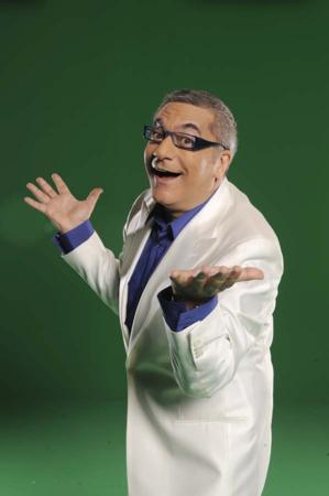 MEHMET AL ERBL<p>  Ortaokul yllarmd. Yine bir bayram gn, souk algnl nedeniyle yataa mahkum oluumu hi unutamam. Babamn ald ayakkablar hasta yatamda ayrmamtm. Ancak o bayram yreim szlasa da yataktan kamamtm.