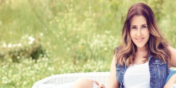 &#8216;D dnyaya almann keyfini yaardm&#8217;<p>    Nilfer: Cihangir&#8217;de bir apartmann drdnc katnda otururduk. Ailenin tek ocuuydum. Bu yzden de annem oyun oynamak iin beni sokaa brakmazd. Bundan dolay bayramlar benim iin ailece d dnyaya almann keyfi demekti. Bu yzden de bayramlarda hi canm sklmazd.