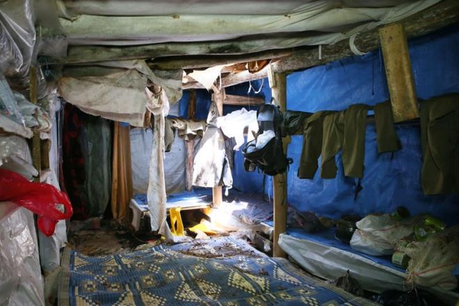 Dalk ve ormanlk alanda, aralarnda st dzey rgt yneticilerinin de bulunduu deerlendirilen terristleri etkisiz hale getirmek, blgede rgt mensuplarnca kullanlan snak, barnak, depo alanlarn tahrip etmek ve rgtn finans kayna olan uyuturucu ekim alanlarn imha etmek amacyla balatlan operasyon baaryla yrtlyor.