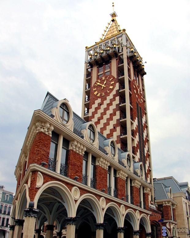 Batum'da birbirinden gu&#776;zel meydanlardan biri I&#775;talyan Meydan.