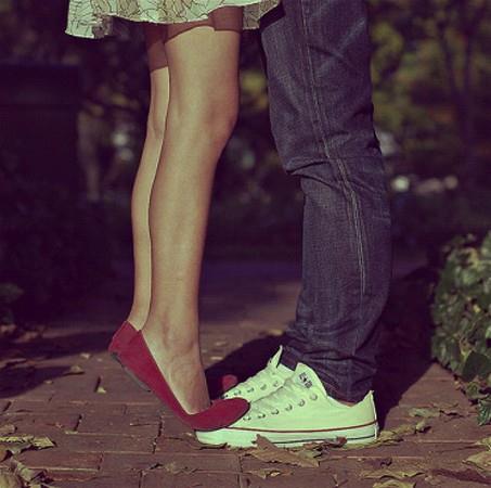 Yeni Alnan Ayakkabnn zerine Basp Hayrl Olsun Demek