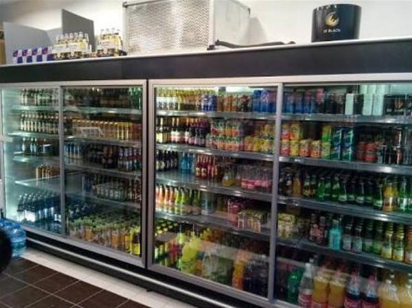 Dolaptan ecek Alrken Arkalardan Semek