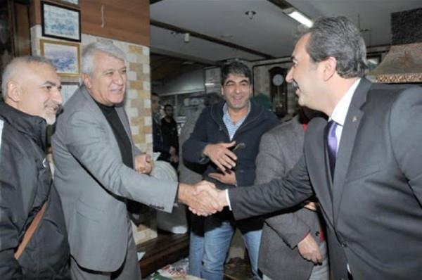 Misafirlik Bitiinde Sohbetin Kap nnde Devam Etmesi