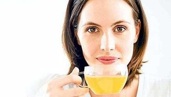 Yar�m �ay i�en kad�n dul kal�r. Ava gidecek ki�inin �n�nden kad�n ge�erse avlanamaz. Bundan dolay� o ki�i ava gitmekten vazge�er. Ava giden ki�inin arkas�ndan kar�s� s�p�rge atar.