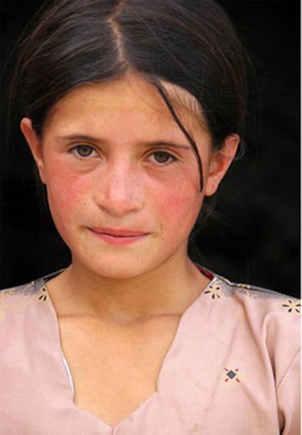 Buz gibi temiz su iip kendi ekip bitiklerini yemeleri.