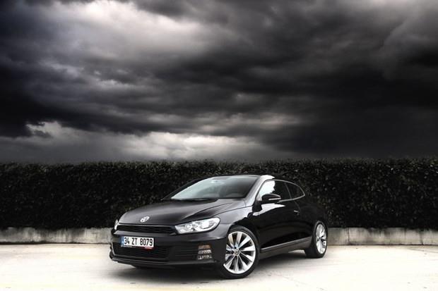 VOLKSWAGEN TOPLAM 59 BN 302 ARALA BRNC SIRADA  <br>  Listenin ilk srasnda yer alan Volkswagen, toplamda 59 bin 302 ara sat rakamna ulat.