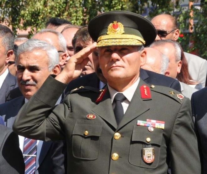 Sivas 5'inci Piyade Er Eitim Tugay Komutan Tugeneral Fatih Celaleddin Sar