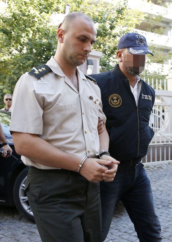 Ege Ordusu Komutanlnda grevli Yzba Emir Birgl