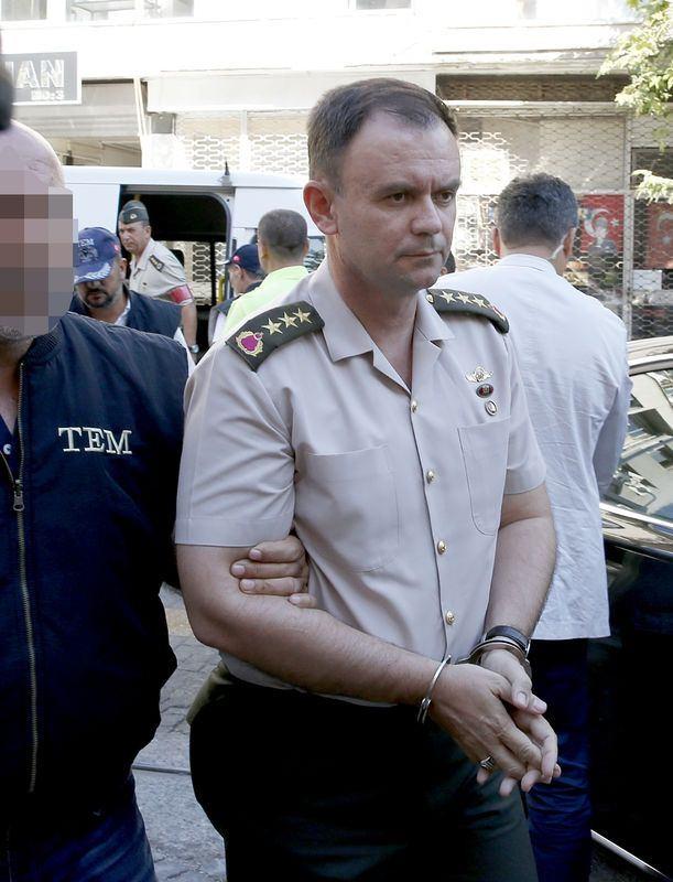 Ege Ordusu Komutanlnda grevli Yzba Emir Birgl