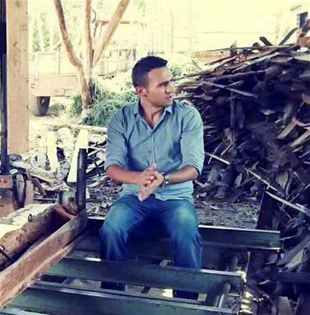 TSK ICERISINDEKI BIR GRUP ASKERIN GERCEKLESTIRDIGI DARBE GIRISIMINDE OZEL HAREKET POLISI TOKATLI FERHAT KOC, ANKARA'DA SEHIT DUSTU.