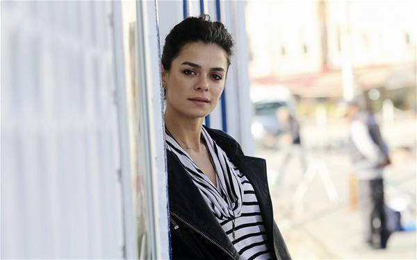 zge zpirinci: &#8220;86 doumluyum. Darbe grmedim, dinledim ve filmlerini izledim...&#8221;