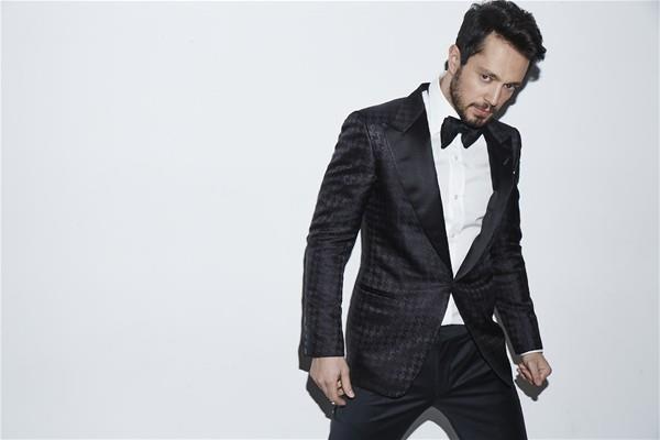 Murat Boz:  &#8220;Soukkanl olmalyz, hepimiz biriz, bu lke hepimizin sahip kalm. Daha fazla can yanmasn, kan dklmesin. Silah, bomba, iddetle sonu alnamaz. lke olarak kenetlenmeliyiz artk. Son bulsun bu kaos.&#8221;