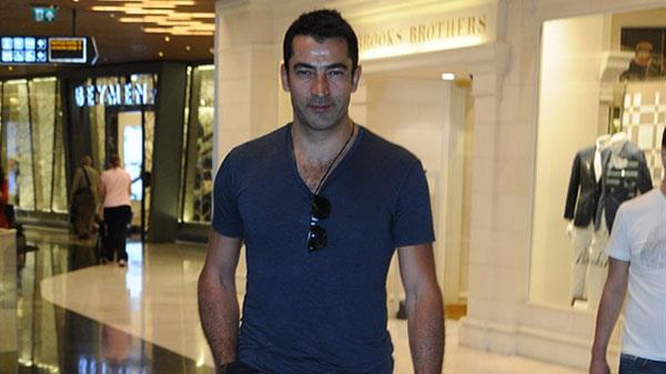 Kenan mirzalolu, Fetullah Terr rgt'nn (FET) darbe giriimine tepki gstererek, "Yce milletimizin iradesine, zgrlne, demokrasi iinde yaama hakkna kar dzenlenen bu darbe giriimini ve tm antidemokratik eylemleri nefretle knyorum" dedi.