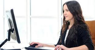 -Aralar�nda �zel �ifreli yaz��ma program�n� kullananlar.