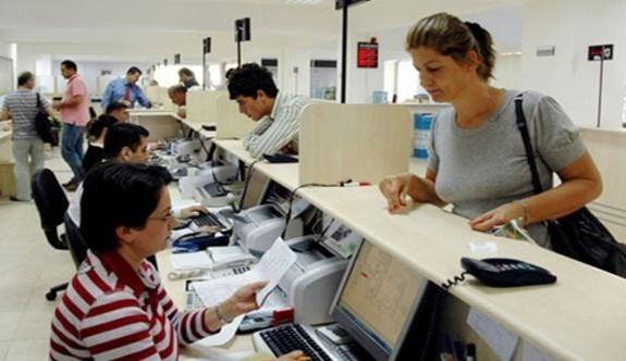 Sendikalar, sivil toplum �rg�t� ad� alt�ndaki �rg�tlenmeler �zerinden gidiliyor. 2014'te Vergi Denetim Kurulu'na al�nan 5 bin ki�inin b�y�k �o�unlu�unun bu yap�n�n mensubu oldu�u �zerinde duruluyor.