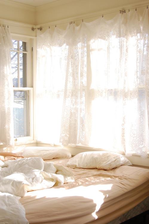 Bunu da en �ok yatarken yap�yoruz.